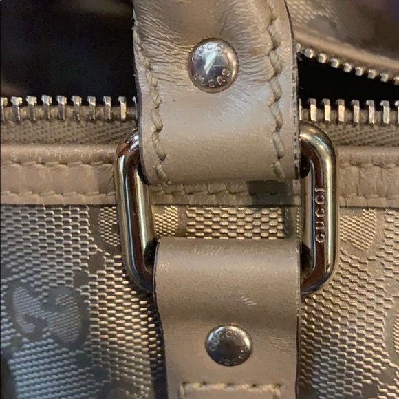 Gucci gorgeous shiny gold purse - Picture 12 of 14